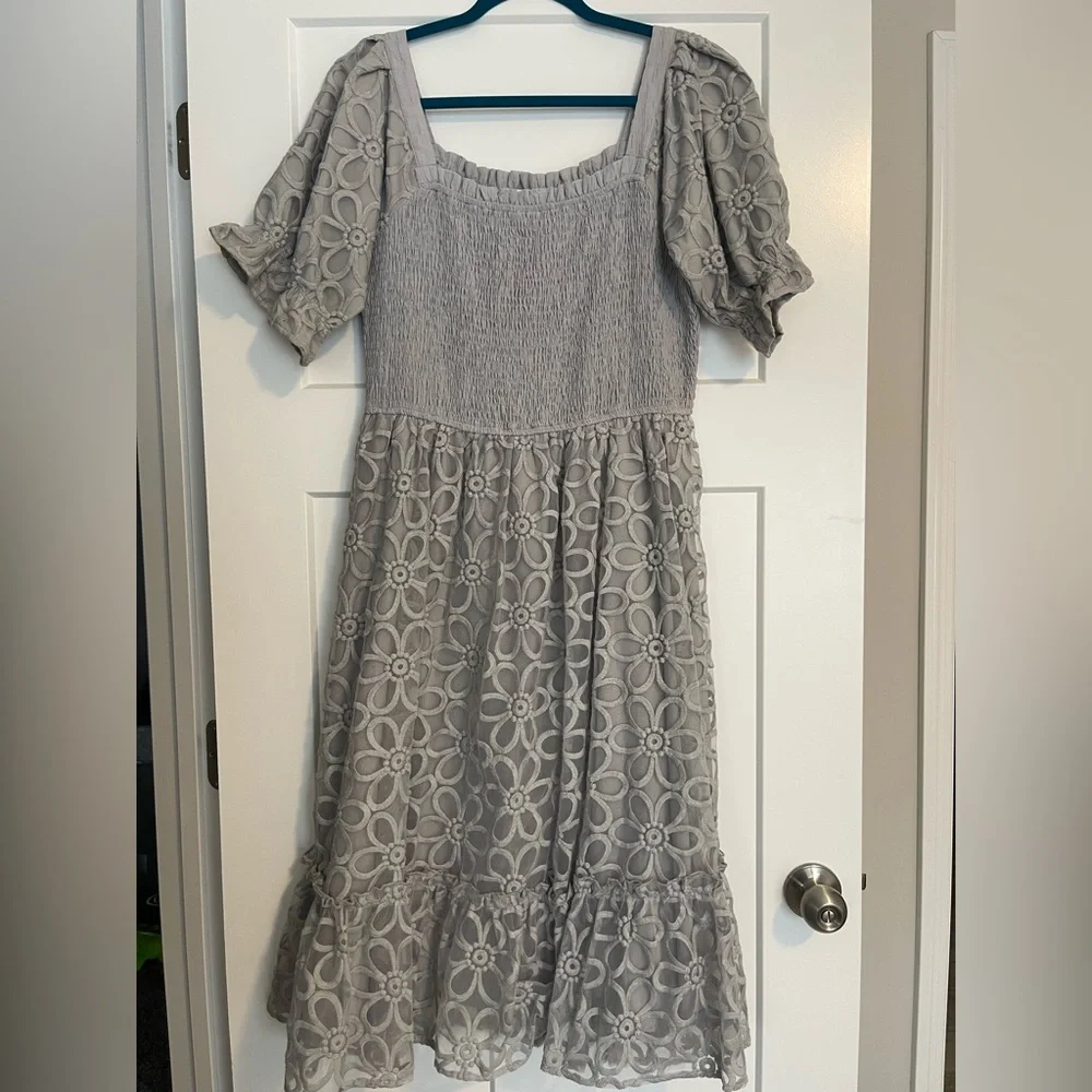 Ivy City Co White Floral Lace Dress - Picture 2 of 7
